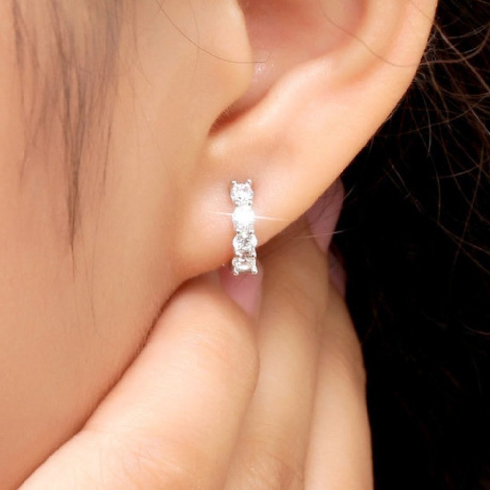 *NEW 925 Sterling Silver Diamond Hoop Earrings A - Picture 2 of 5